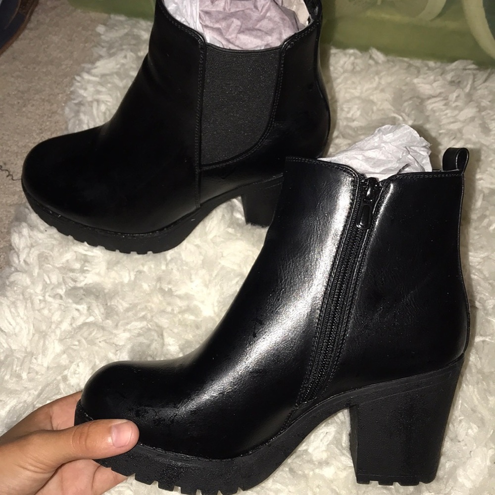 chunky ankle boots size 6